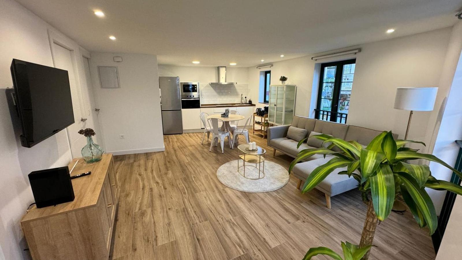 Apartamentos Urbanin II Plaza De San Pedro Кудильеро Экстерьер фото